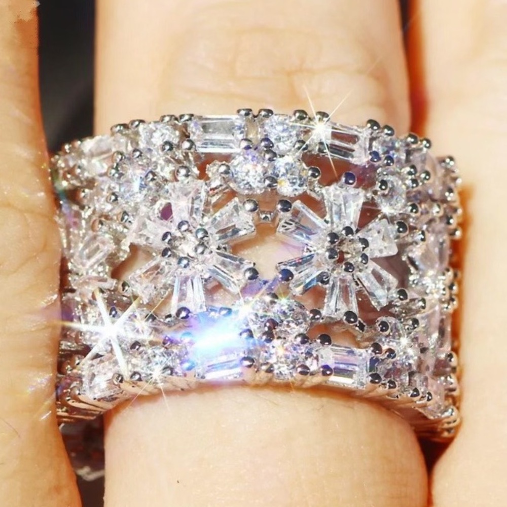 NEW๐18CT 925 STERLING SILVER DIAMOND RING - Picture 1 of 6